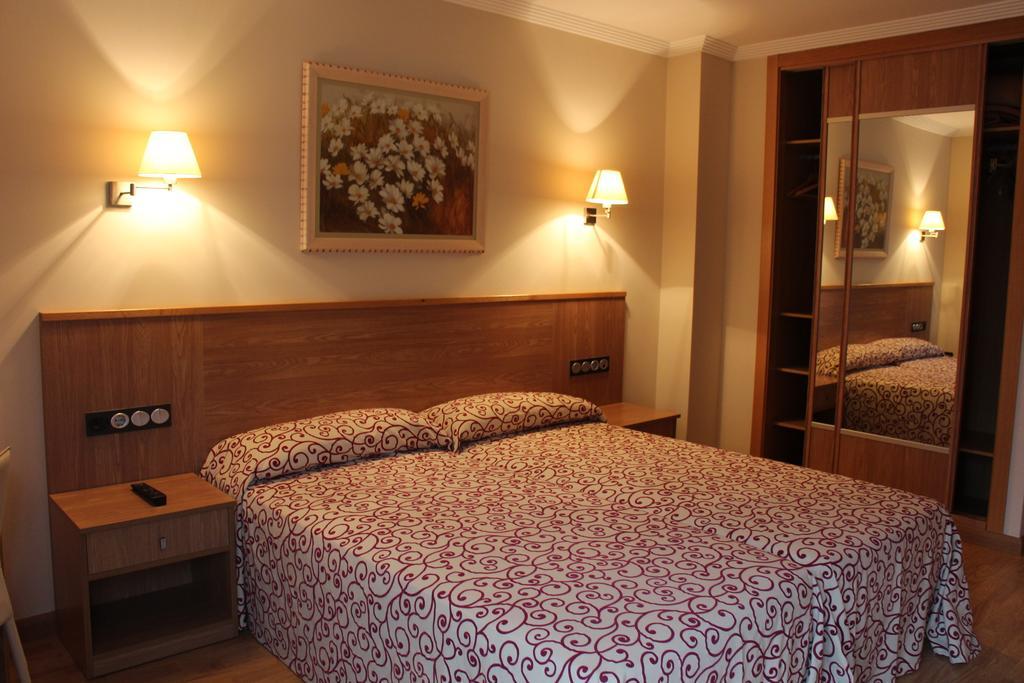Pontus Veteris Hotel Sanxenxo Room photo